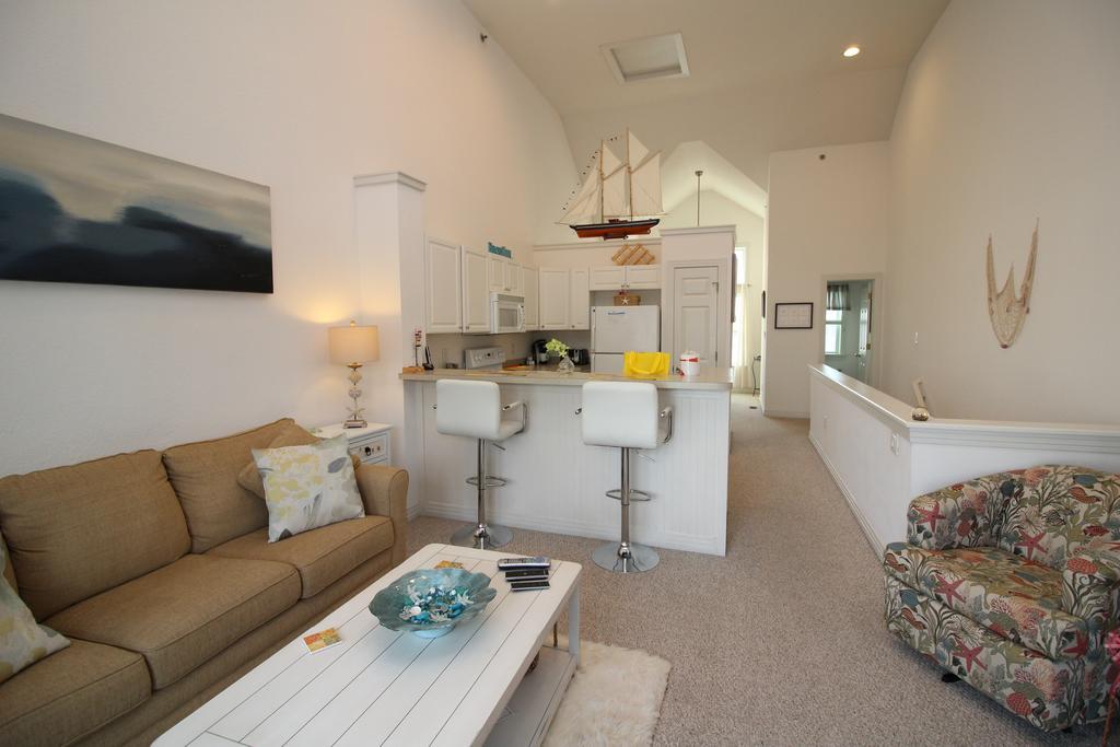 ホテル Cambridge Cove At Bermuda Bay By Kees Vacations キルデビルヒルズ エクステリア 写真