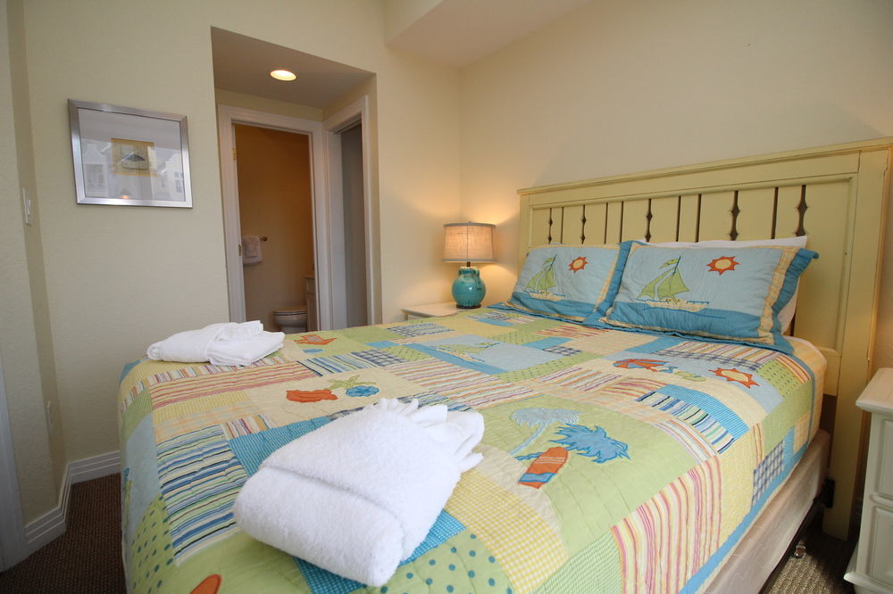 ホテル Cambridge Cove At Bermuda Bay By Kees Vacations キルデビルヒルズ エクステリア 写真